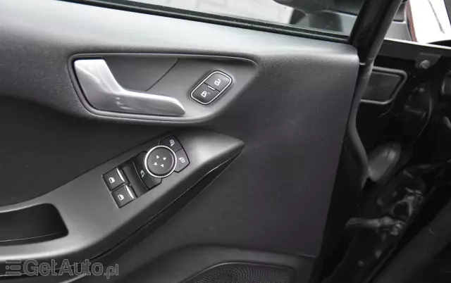 FORD Fiesta 1.1 S&S TITANIUM