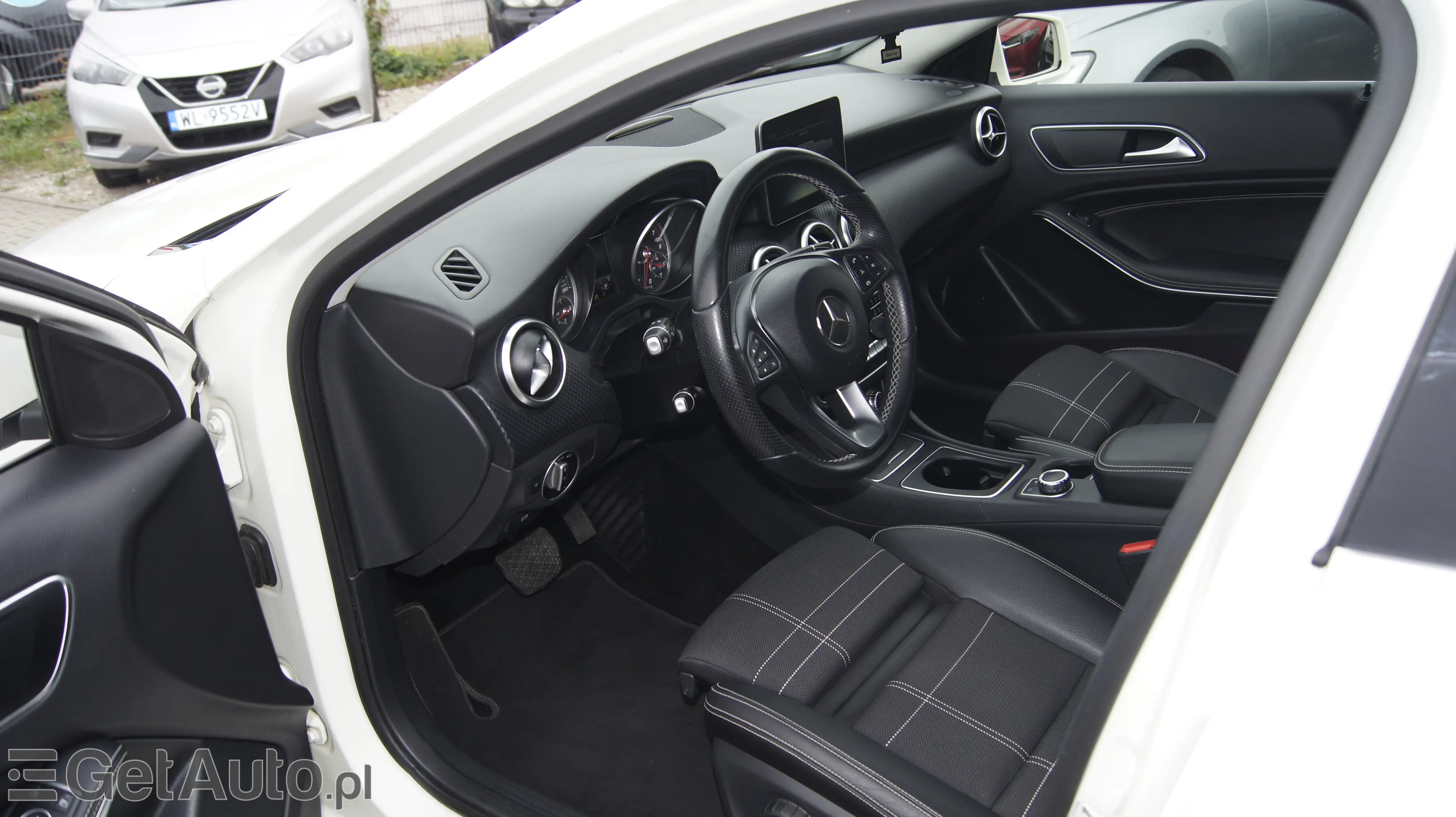 MERCEDES-BENZ A 180 PAKIET AMG