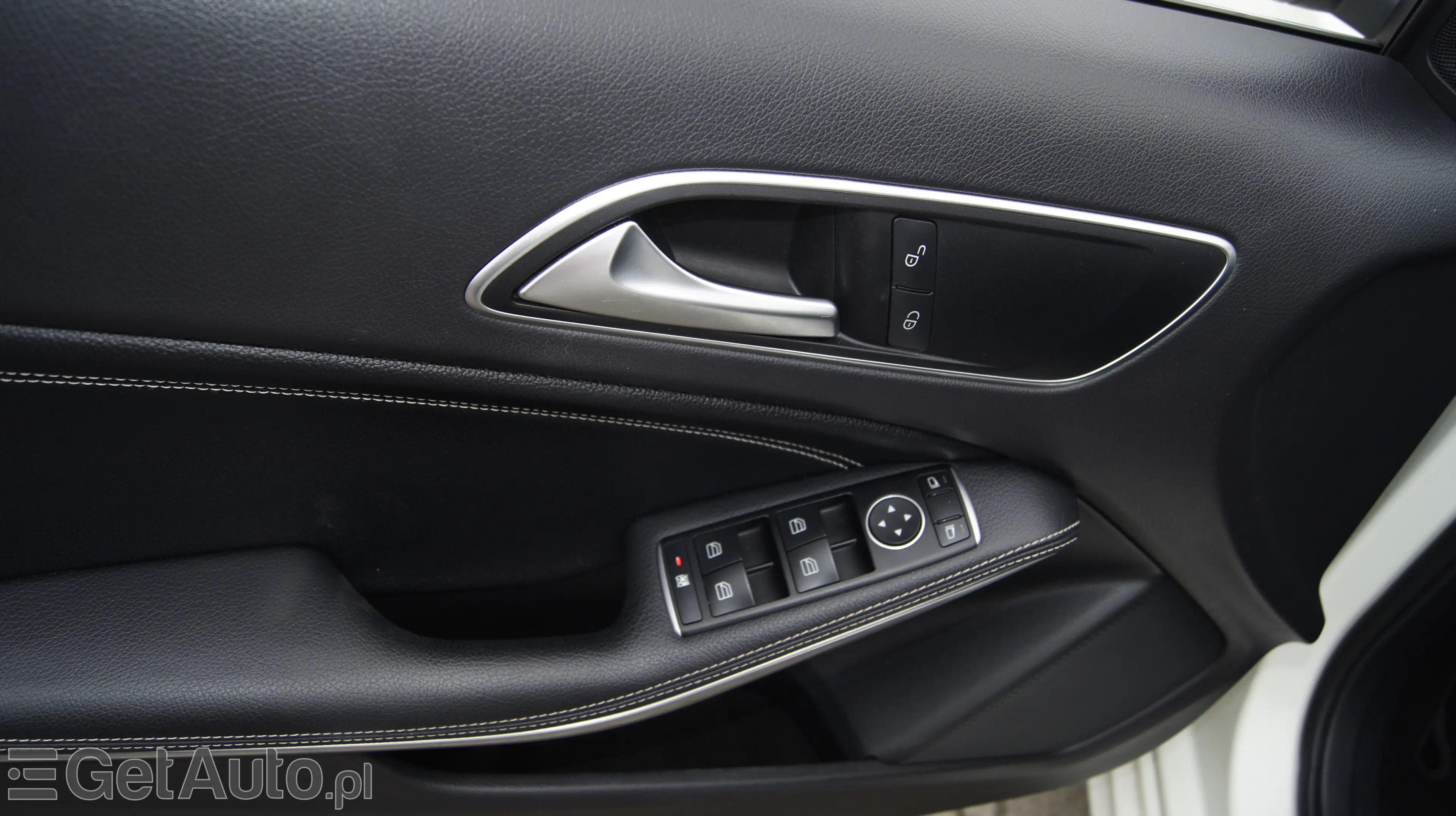 MERCEDES-BENZ A 180 PAKIET AMG