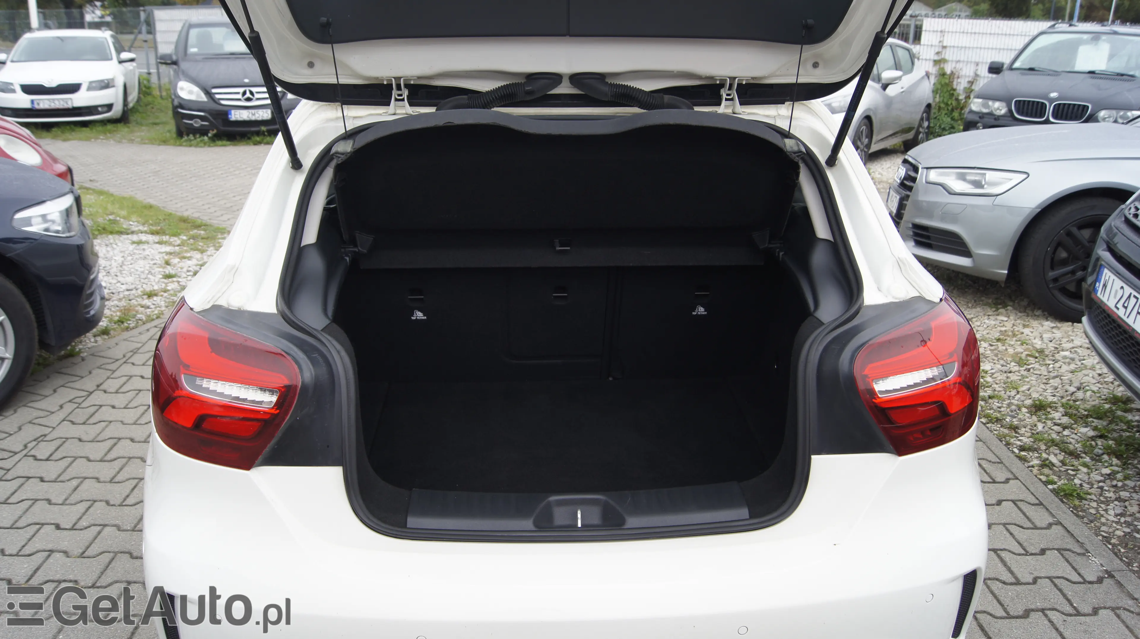 MERCEDES-BENZ A 180 PAKIET AMG