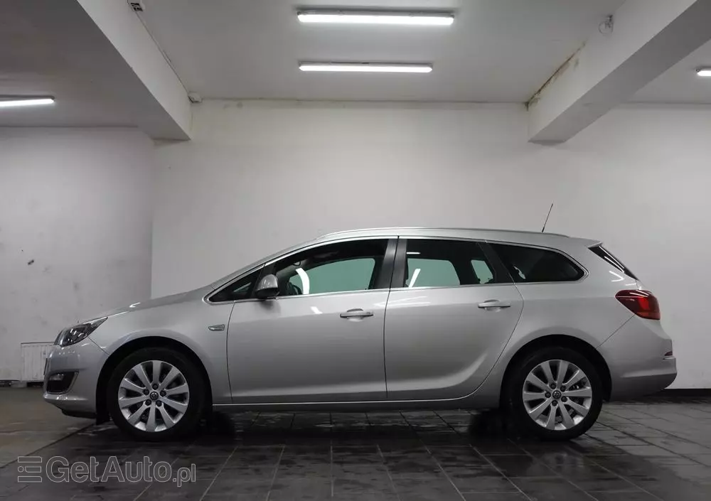 OPEL Astra IV 1.7 CDTI Cosmo