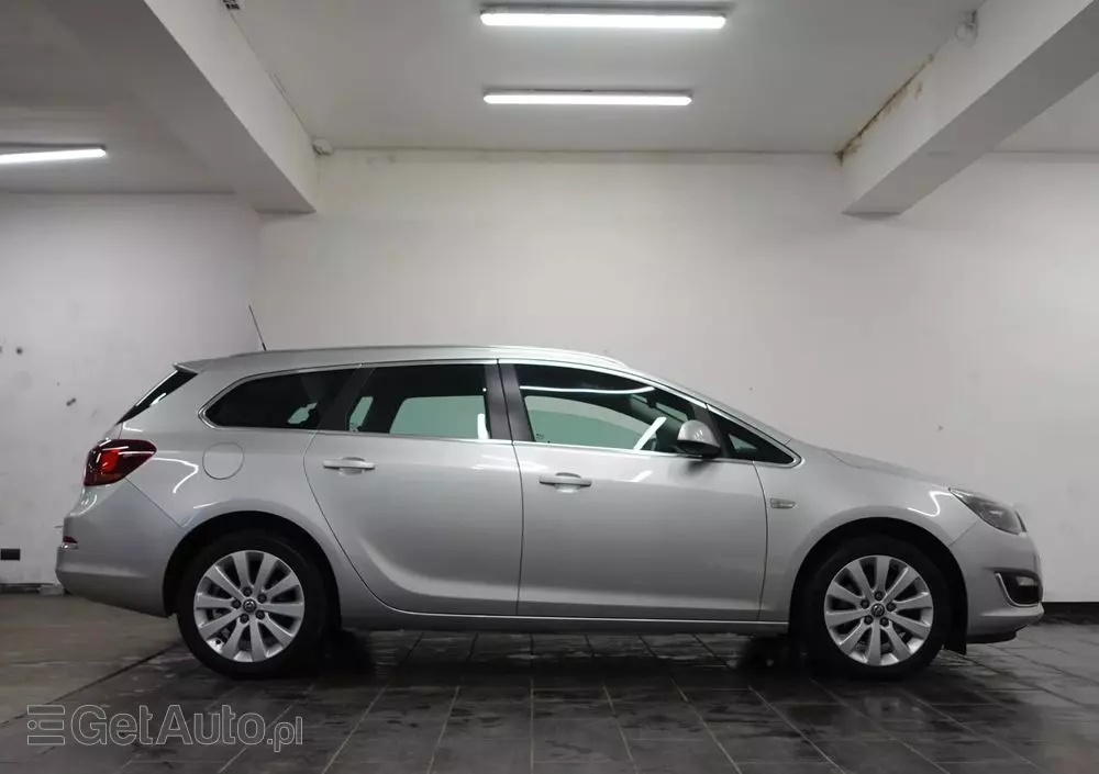 OPEL Astra IV 1.7 CDTI Cosmo