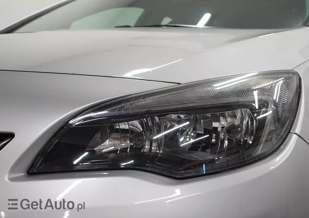 OPEL Astra IV 1.7 CDTI Cosmo