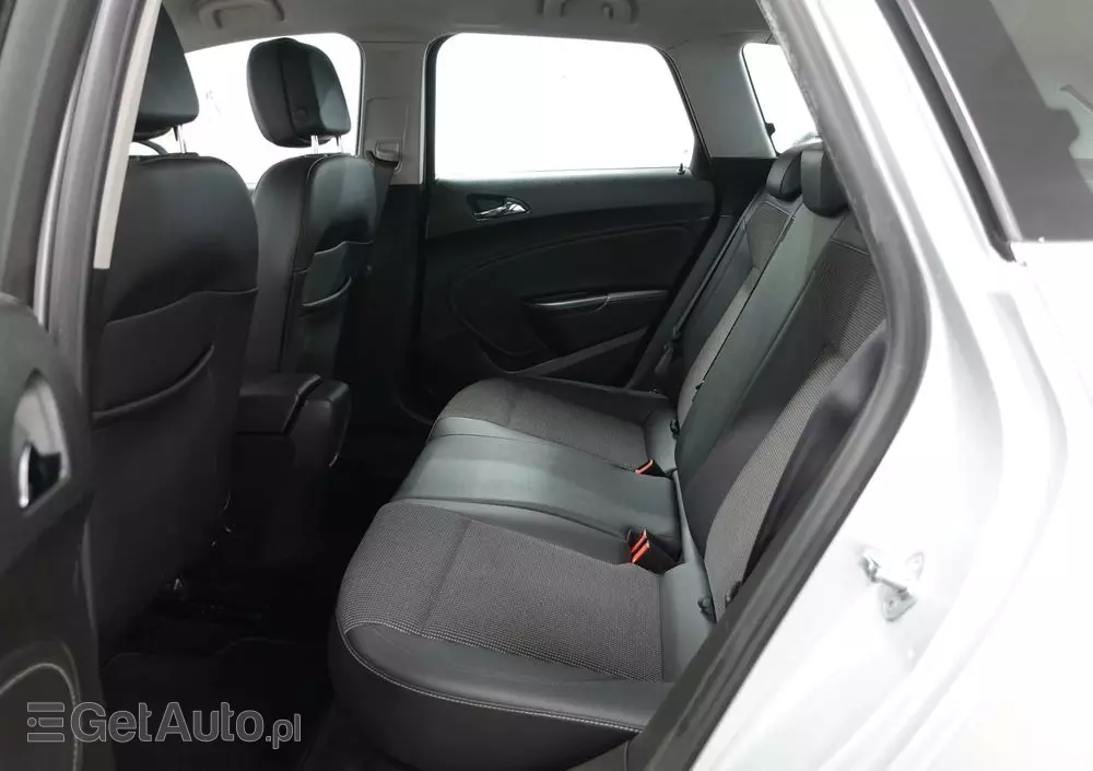 OPEL Astra IV 1.7 CDTI Cosmo