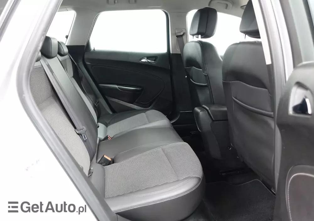 OPEL Astra IV 1.7 CDTI Cosmo