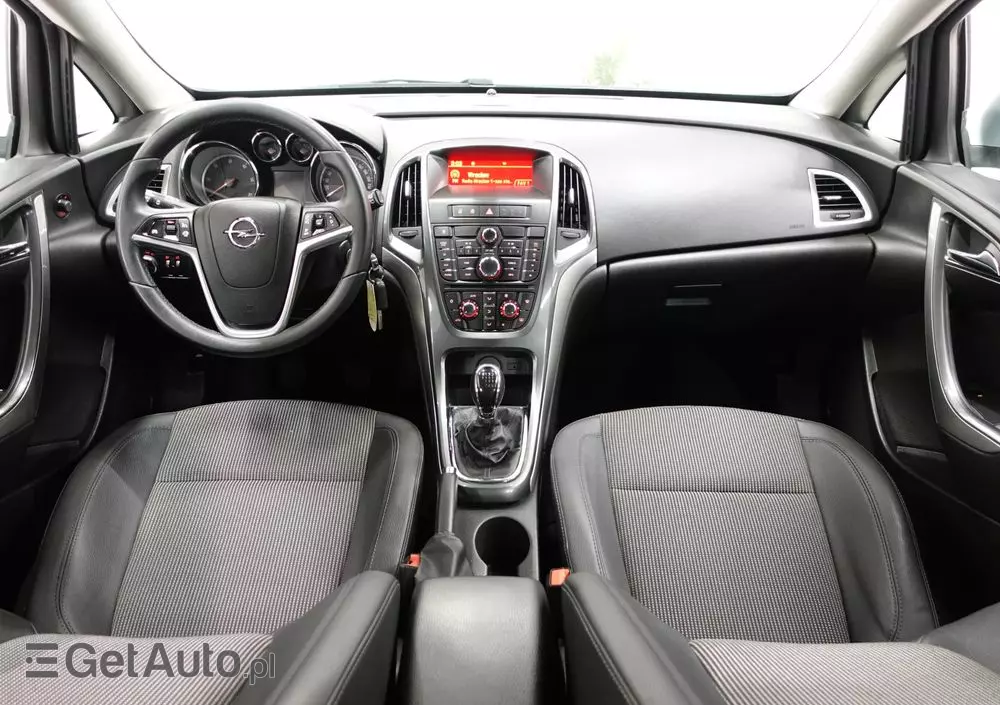 OPEL Astra IV 1.7 CDTI Cosmo