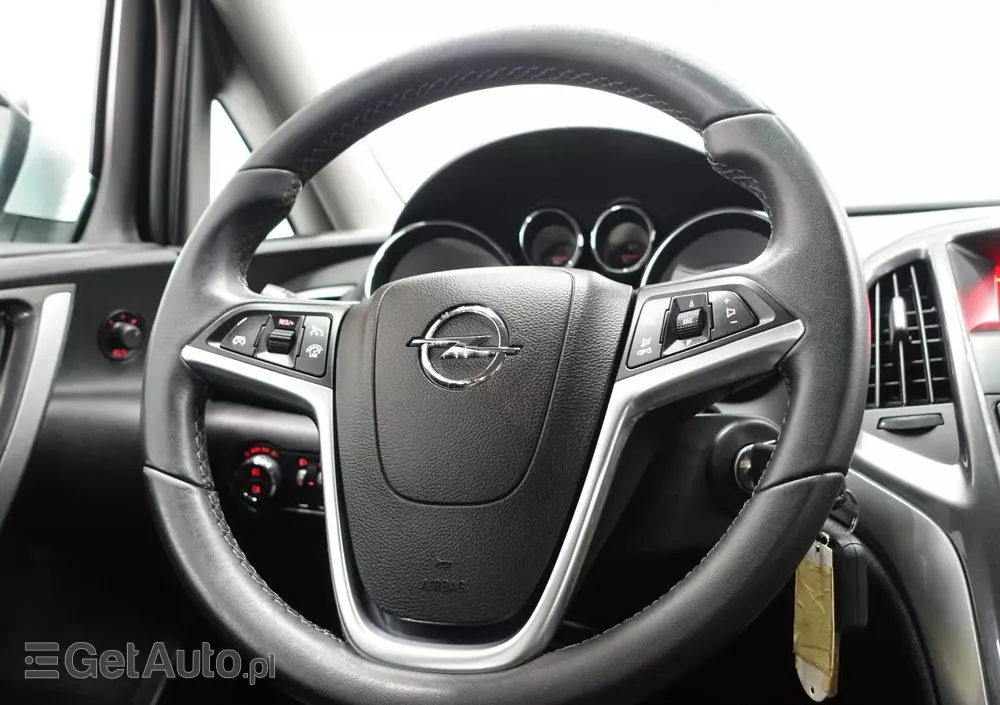 OPEL Astra IV 1.7 CDTI Cosmo