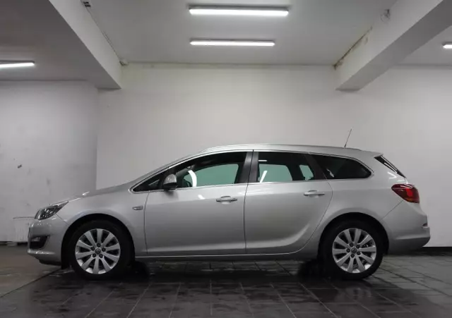 OPEL Astra IV 1.7 CDTI Cosmo