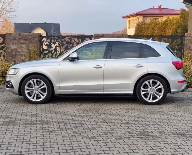 AUDI SQ5 