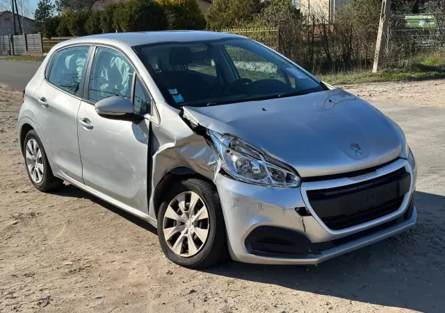 PEUGEOT 208 PureTech 68 Like