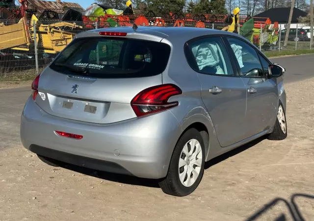 PEUGEOT 208 PureTech 68 Like