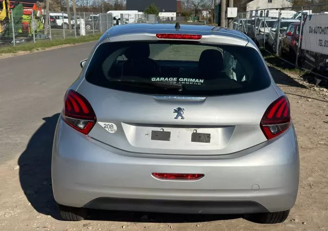 PEUGEOT 208 PureTech 68 Like