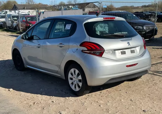 PEUGEOT 208 PureTech 68 Like