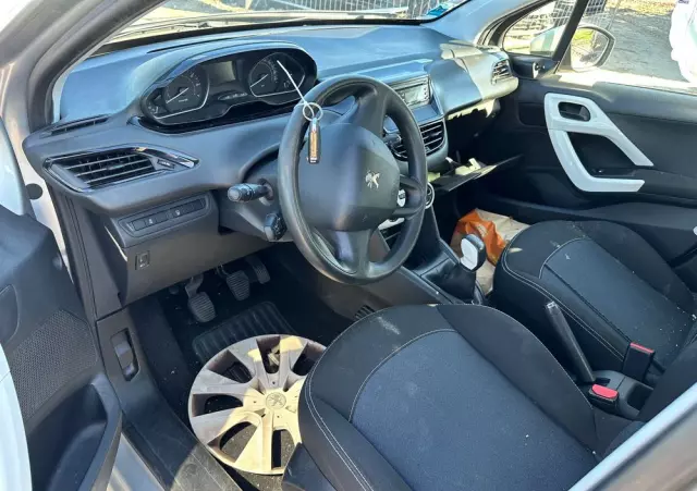 PEUGEOT 208 PureTech 68 Like