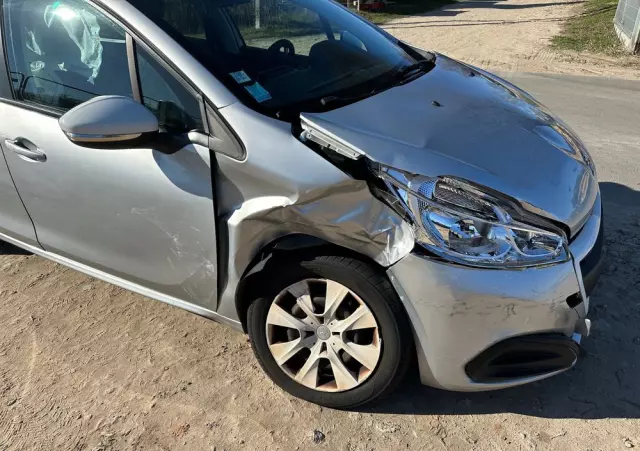 PEUGEOT 208 PureTech 68 Like