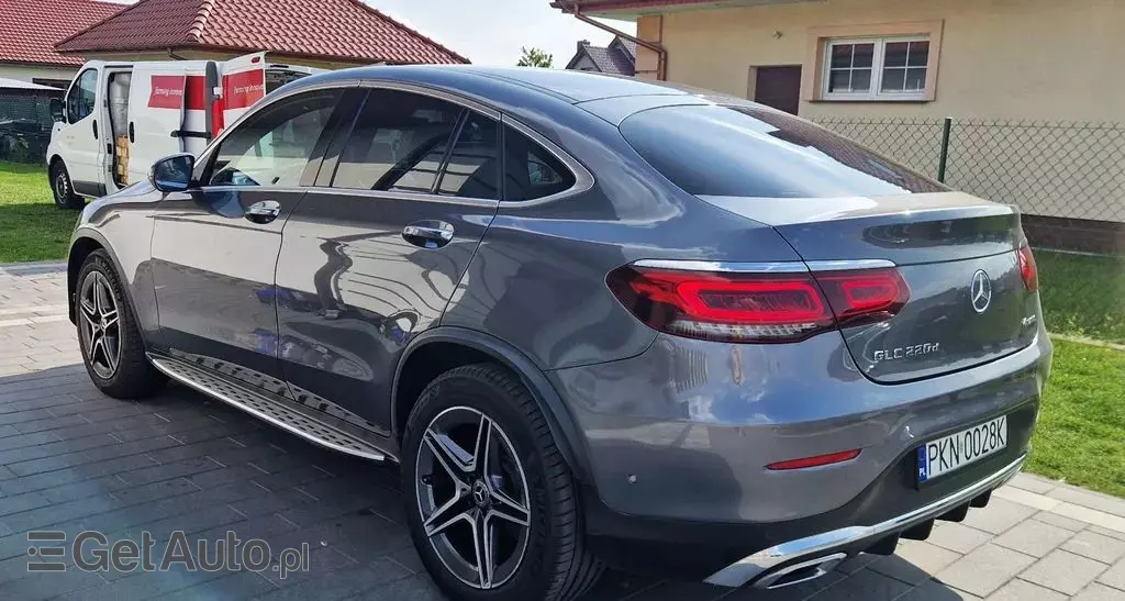 MERCEDES-BENZ GLC 