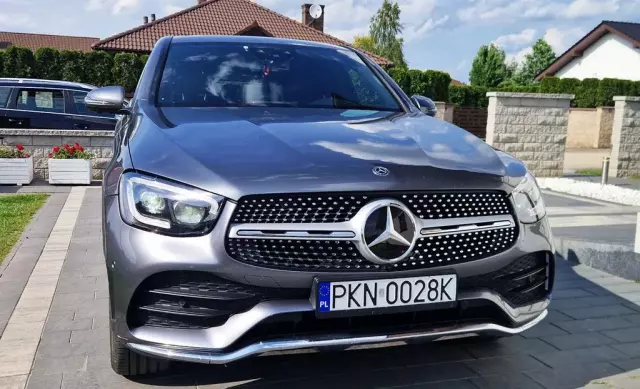 MERCEDES-BENZ GLC 