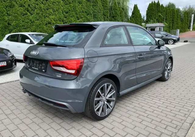 AUDI A1 1.0 TFSI ultra sport