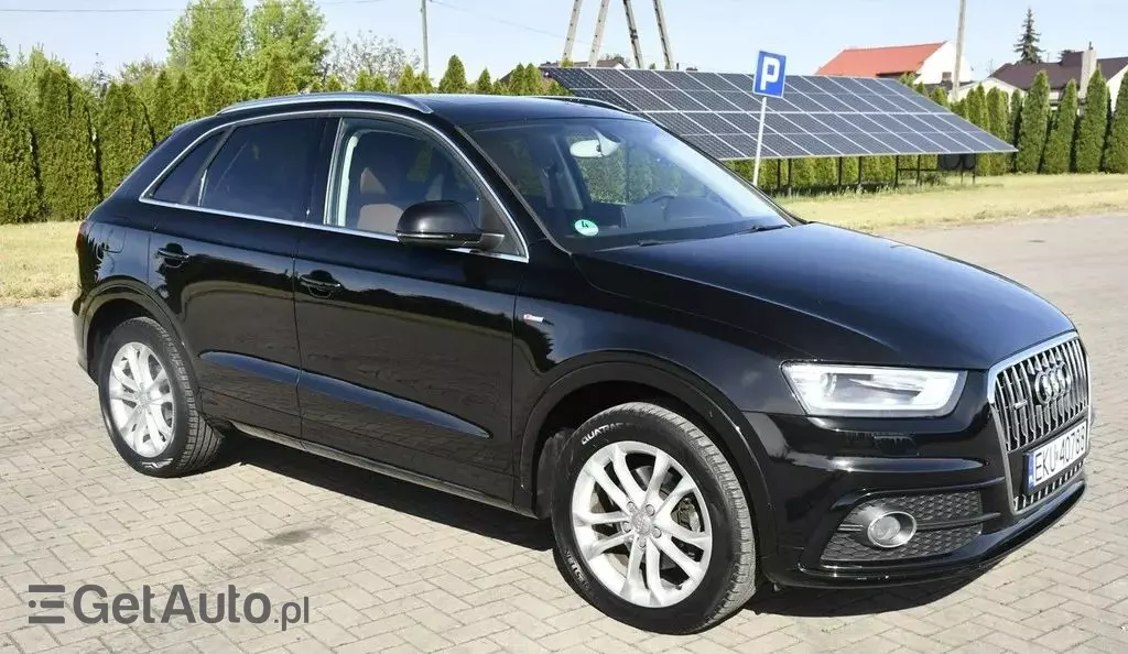 AUDI Q3 