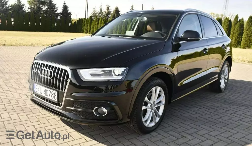 AUDI Q3 