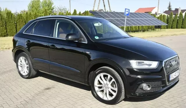 AUDI Q3 
