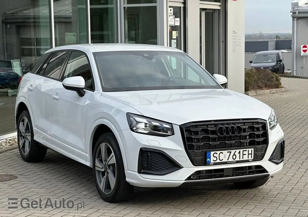 AUDI Q2 