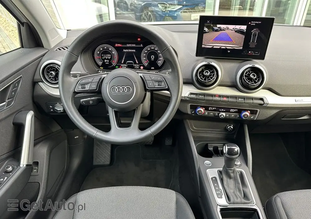 AUDI Q2 