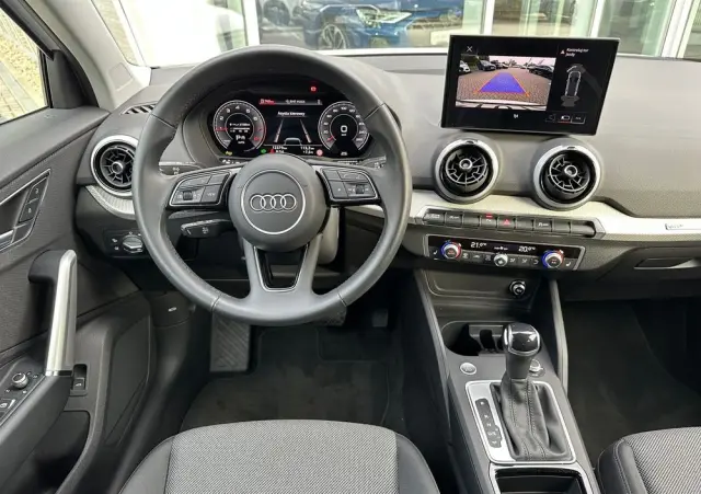AUDI Q2 
