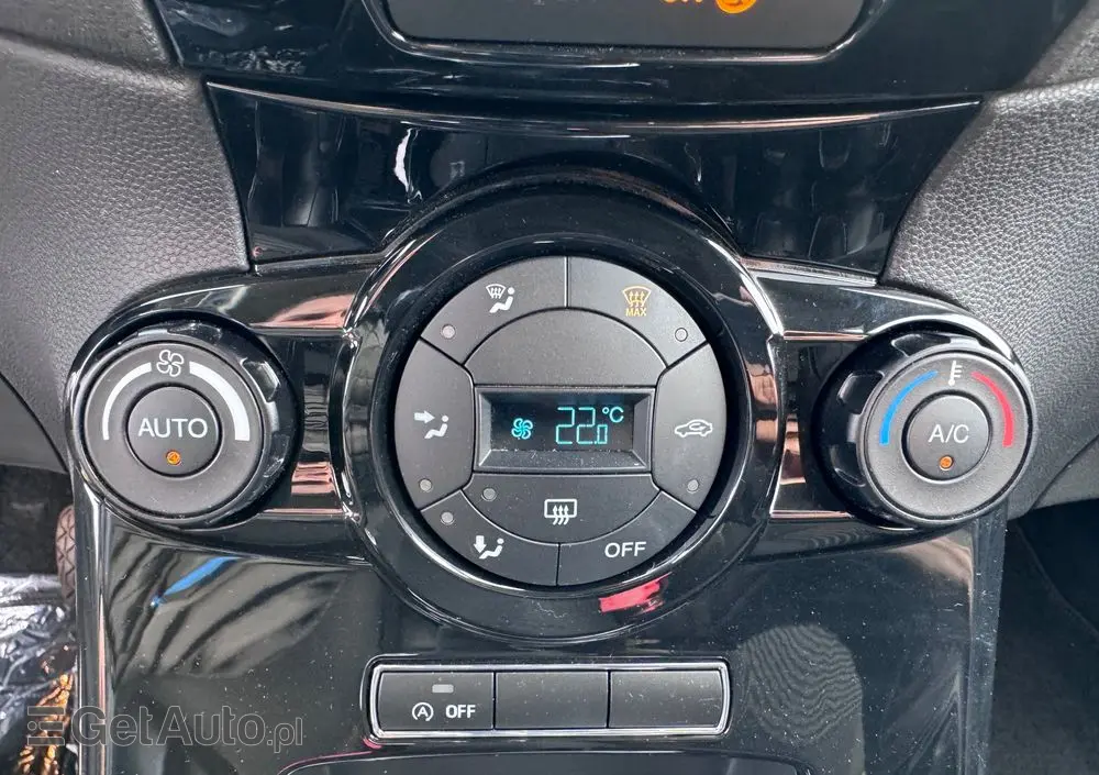 FORD Fiesta 1.0 EcoBoost S&S TITANIUM X