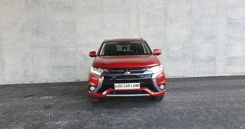 MITSUBISHI Outlander PHEV Instyle NAVI +