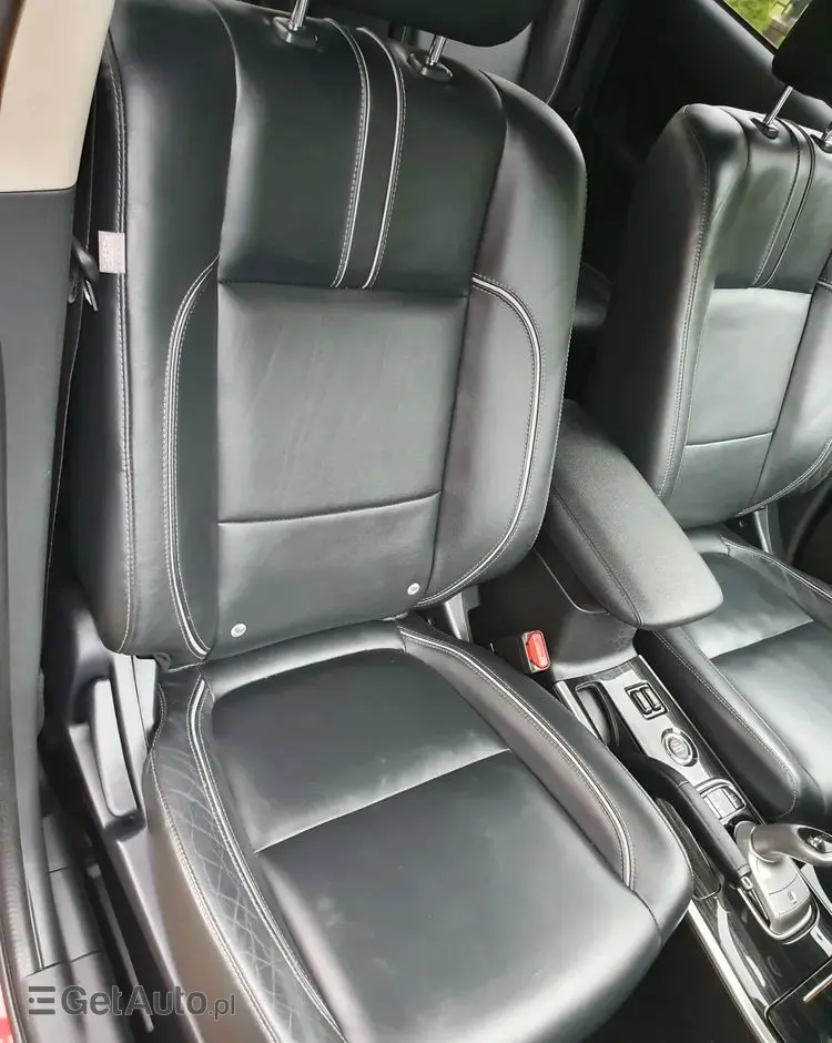 MITSUBISHI Outlander PHEV Instyle NAVI +