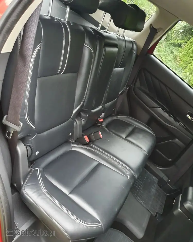 MITSUBISHI Outlander PHEV Instyle NAVI +