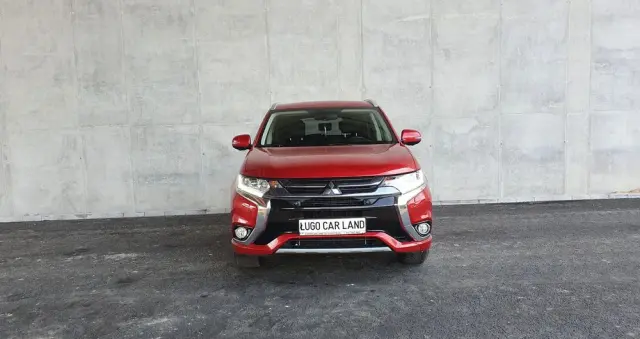 MITSUBISHI Outlander PHEV Instyle NAVI +