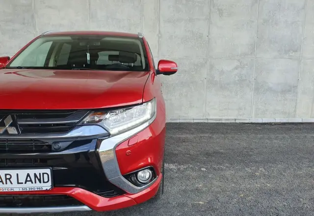 MITSUBISHI Outlander PHEV Instyle NAVI +