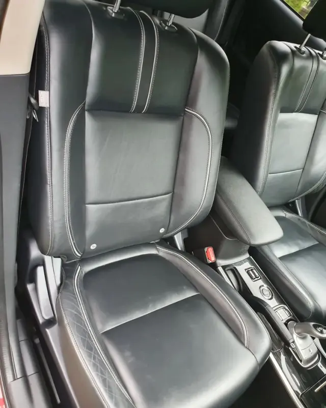 MITSUBISHI Outlander PHEV Instyle NAVI +