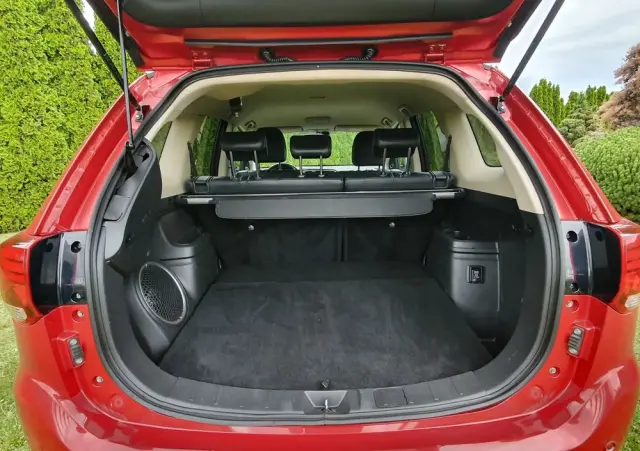 MITSUBISHI Outlander PHEV Instyle NAVI +