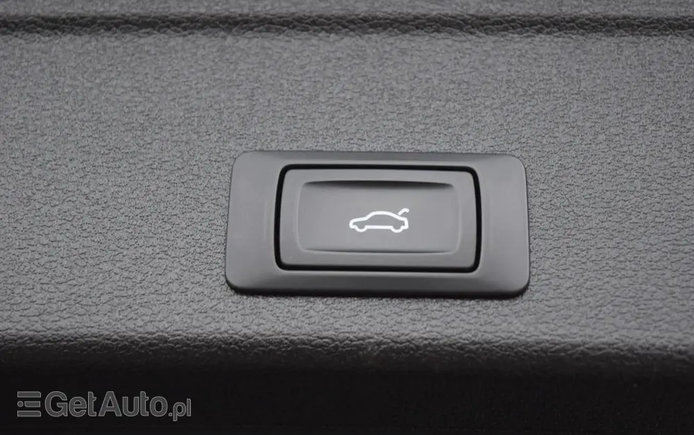 AUDI A4 Avant 35 TDI S tronic advanced