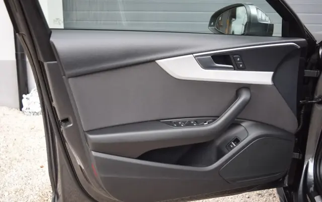 AUDI A4 Avant 35 TDI S tronic advanced