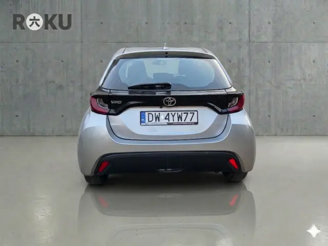 TOYOTA Yaris Active
