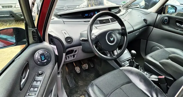 RENAULT Espace 2.0 Initiale