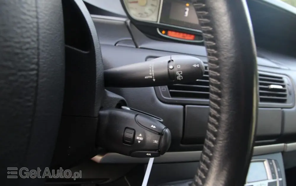 PEUGEOT 807 2.0 HDi Premium