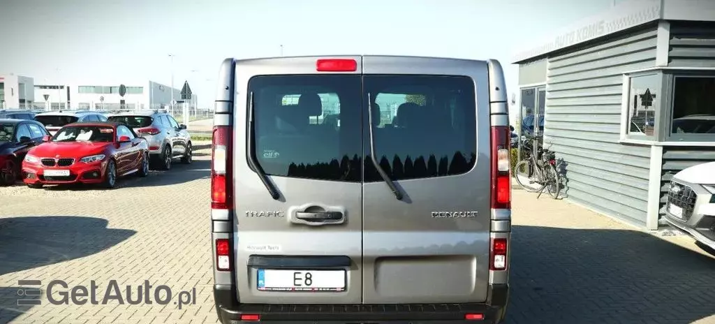 RENAULT Trafic 