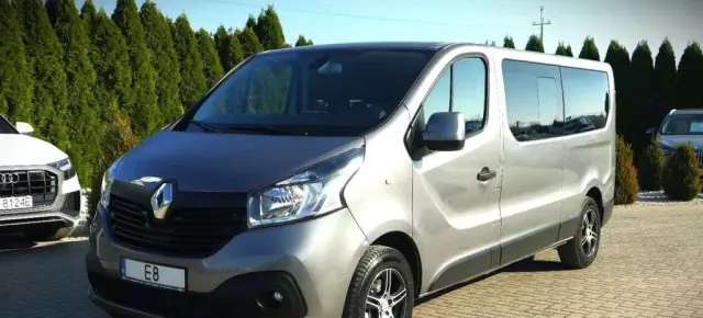 RENAULT Trafic 