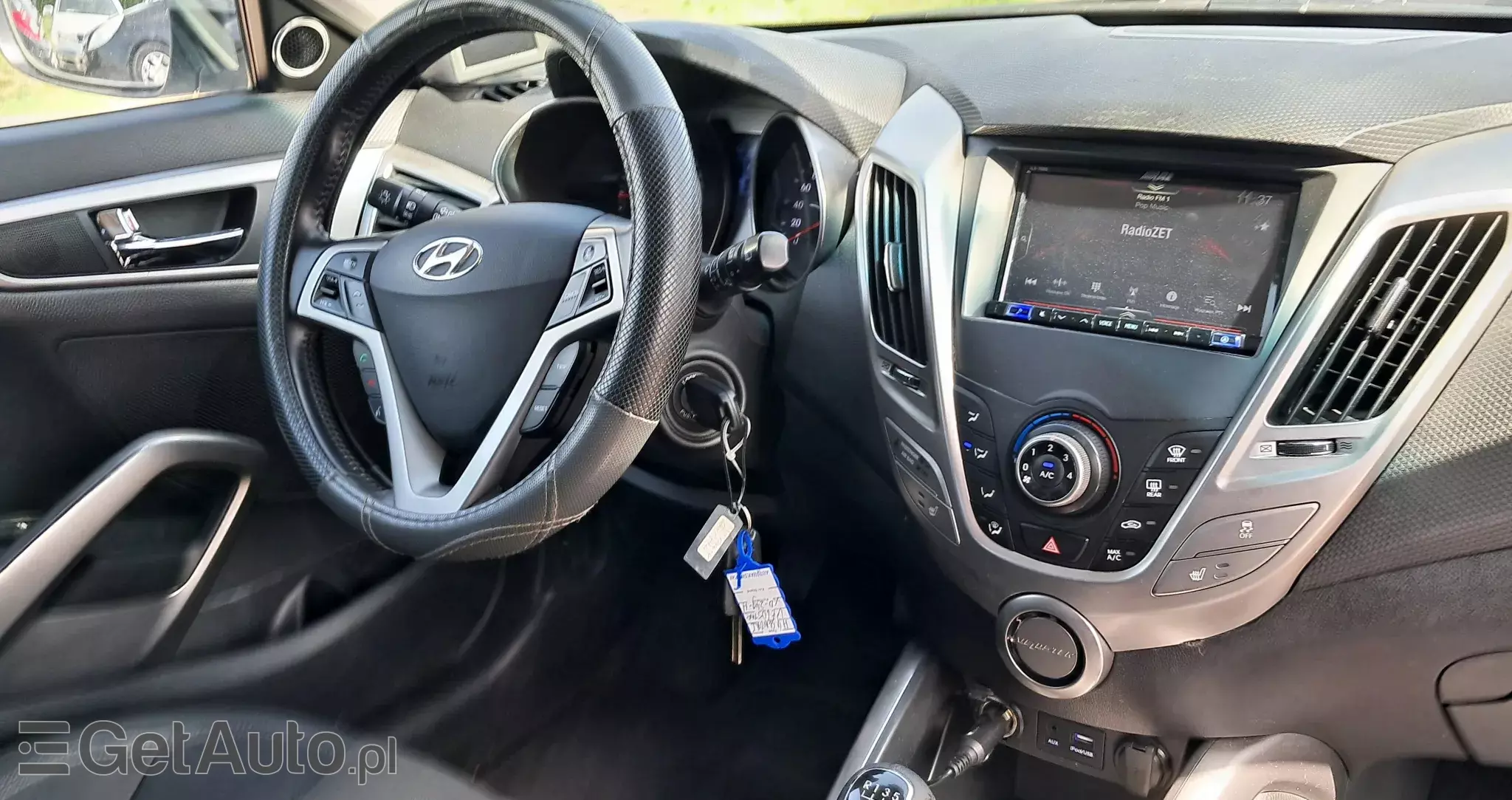 HYUNDAI Veloster Style