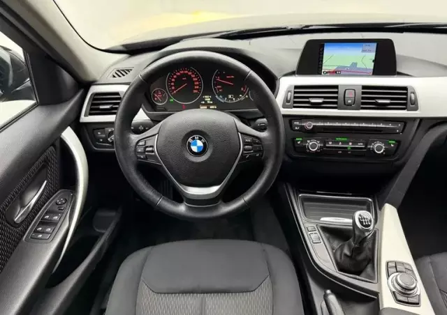 BMW Seria 3 316d Touring