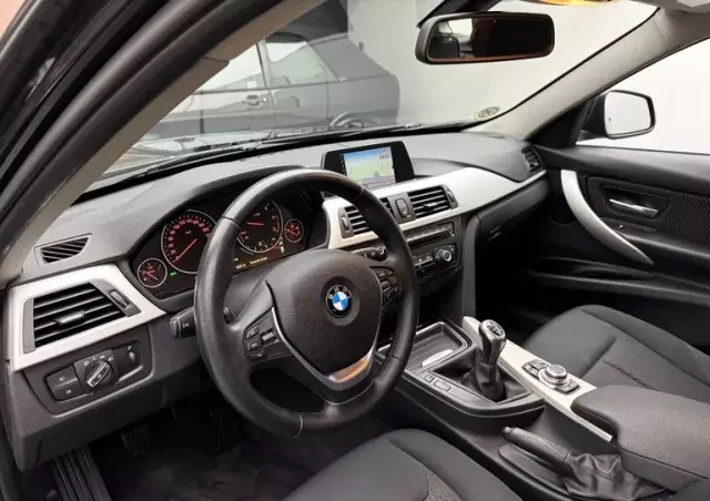 BMW Seria 3 316d Touring