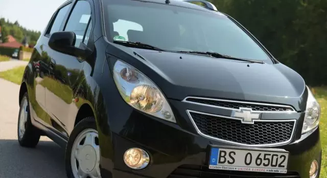 CHEVROLET Spark 