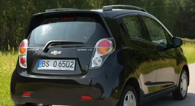 CHEVROLET Spark 