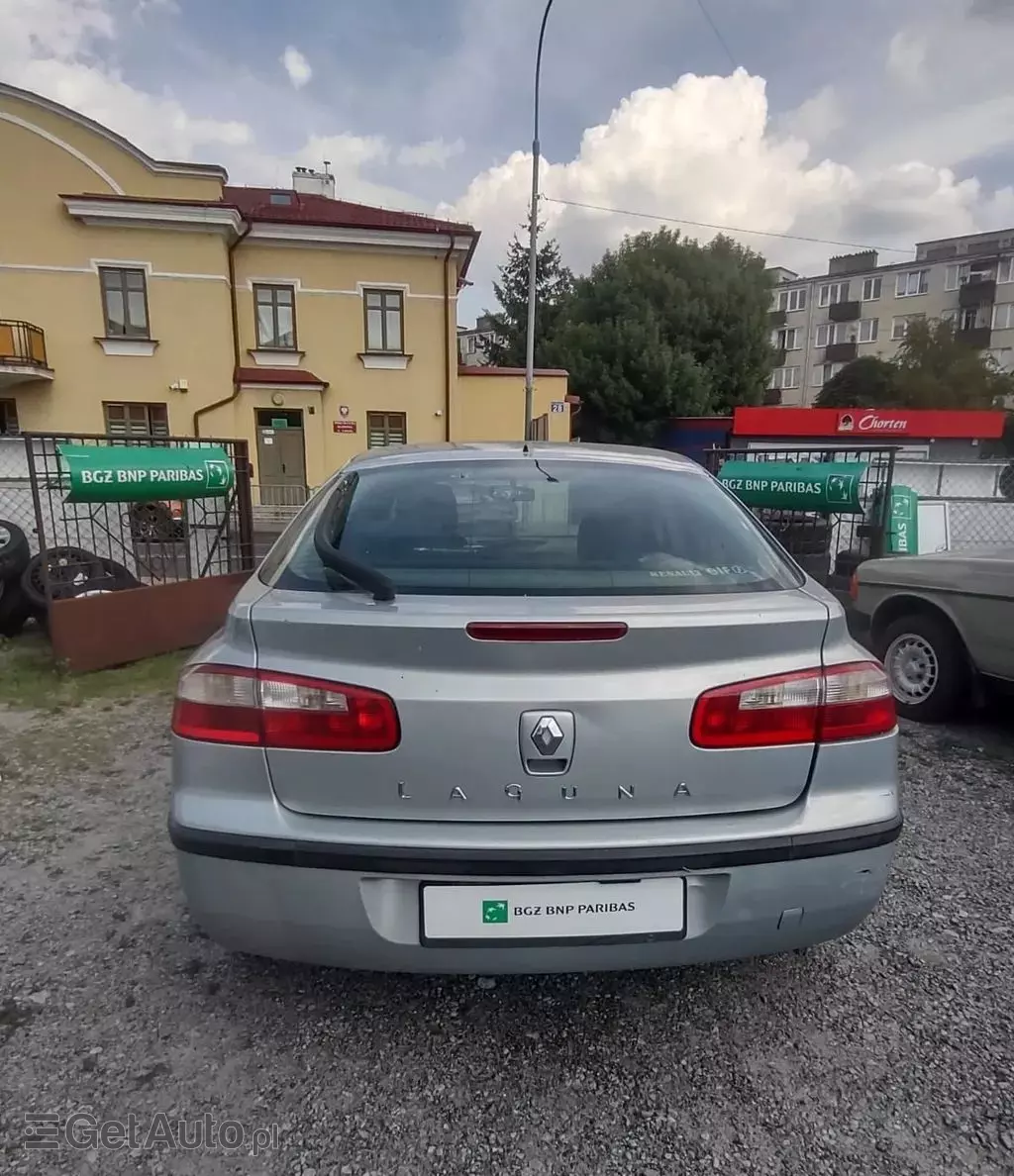 RENAULT Laguna 1.8 16V (120 KM)