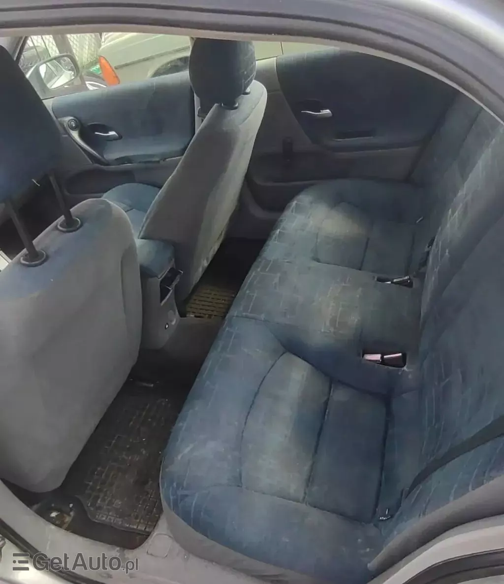 RENAULT Laguna 1.8 16V (120 KM)